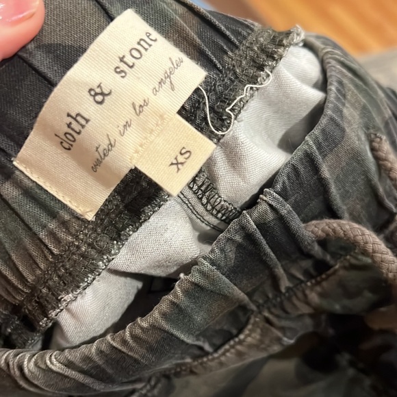 Cloth and stone xs - Picture 3 of 3